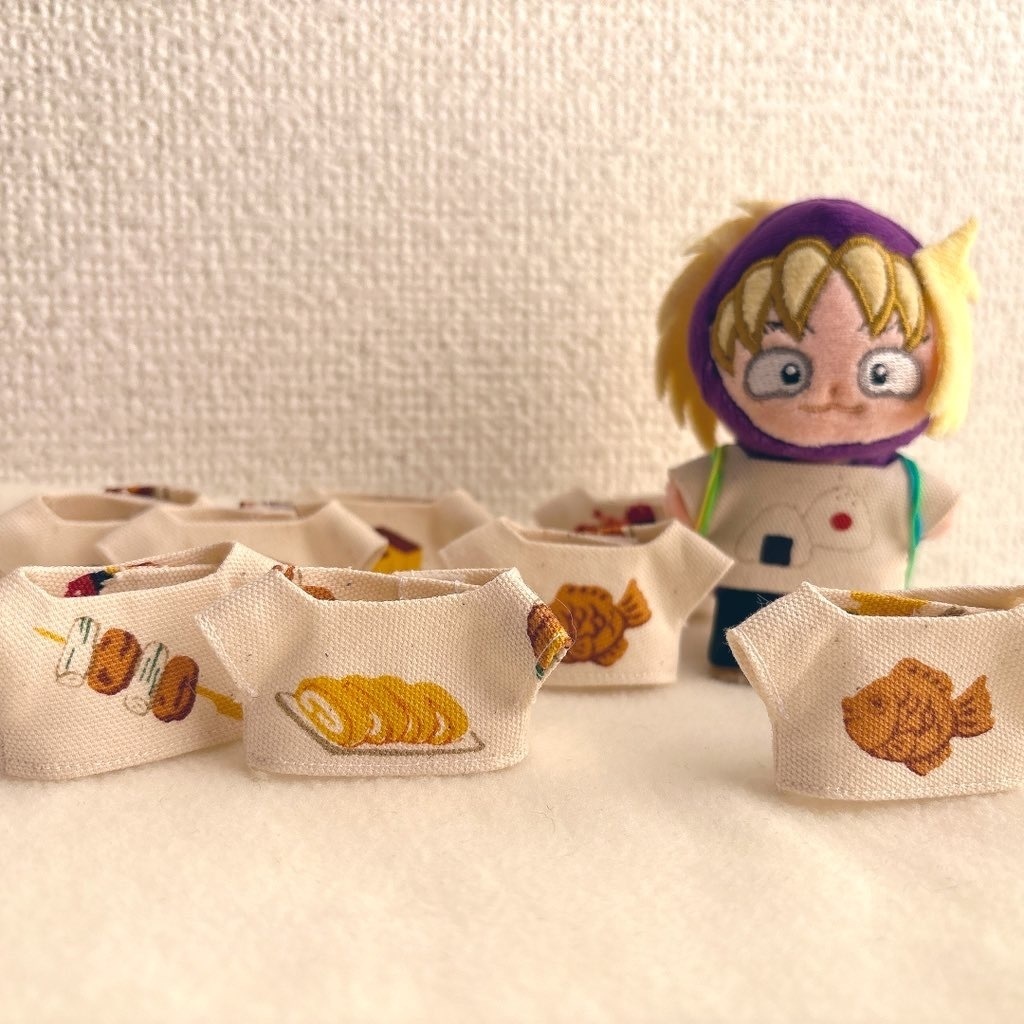 ごはんTシャツ(🥷🥚サイズほわぬい)生成り色