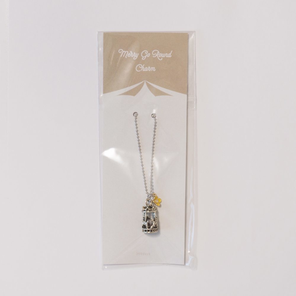 メリーゴーランドチャーム【商品番号C-03】