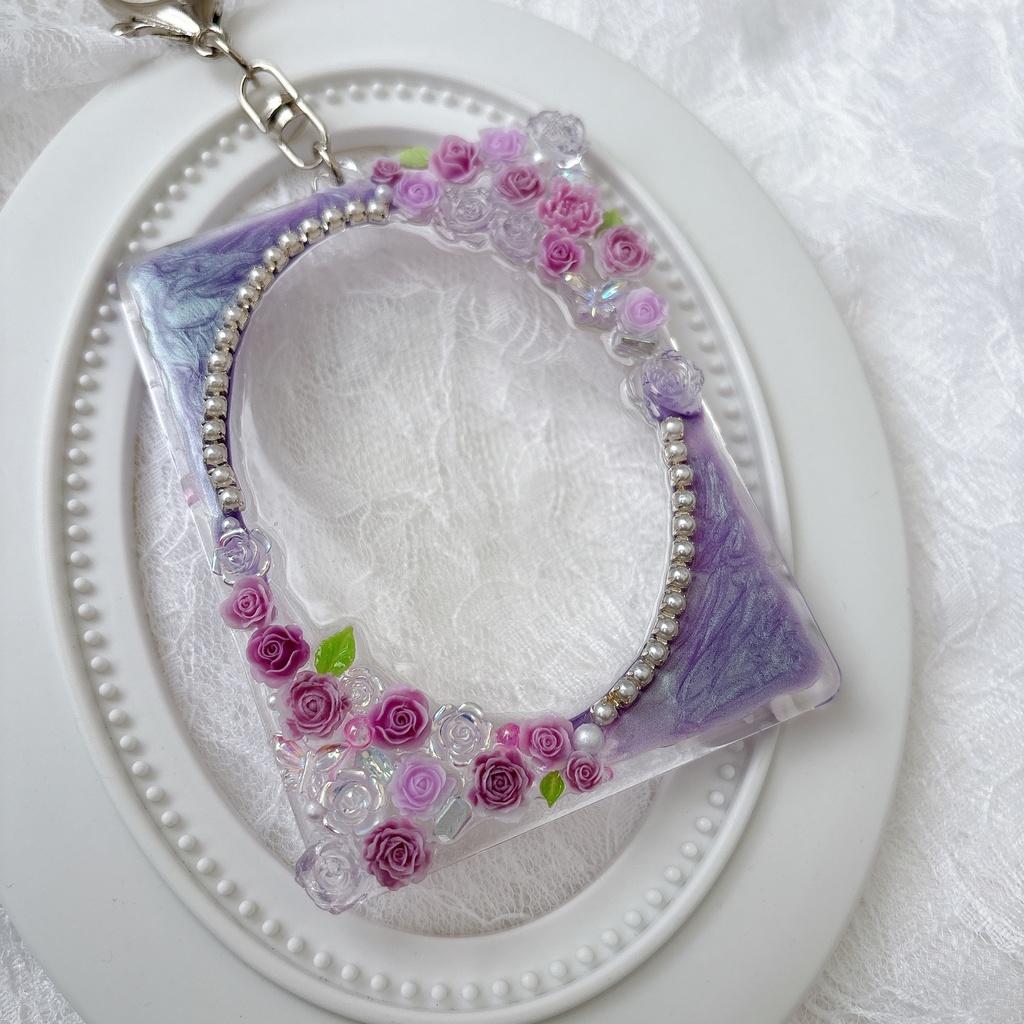 トレカケース 硬質トレカデコ ゴシック キラキラ キーホルダー