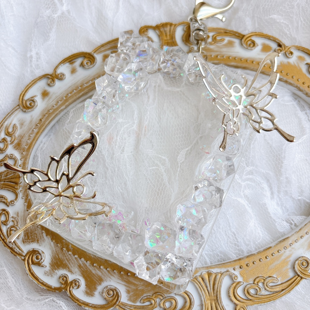 送料込み♡ 硬質トレカケース トレカケースデコ キラキラ 透明感 可愛い 蝶