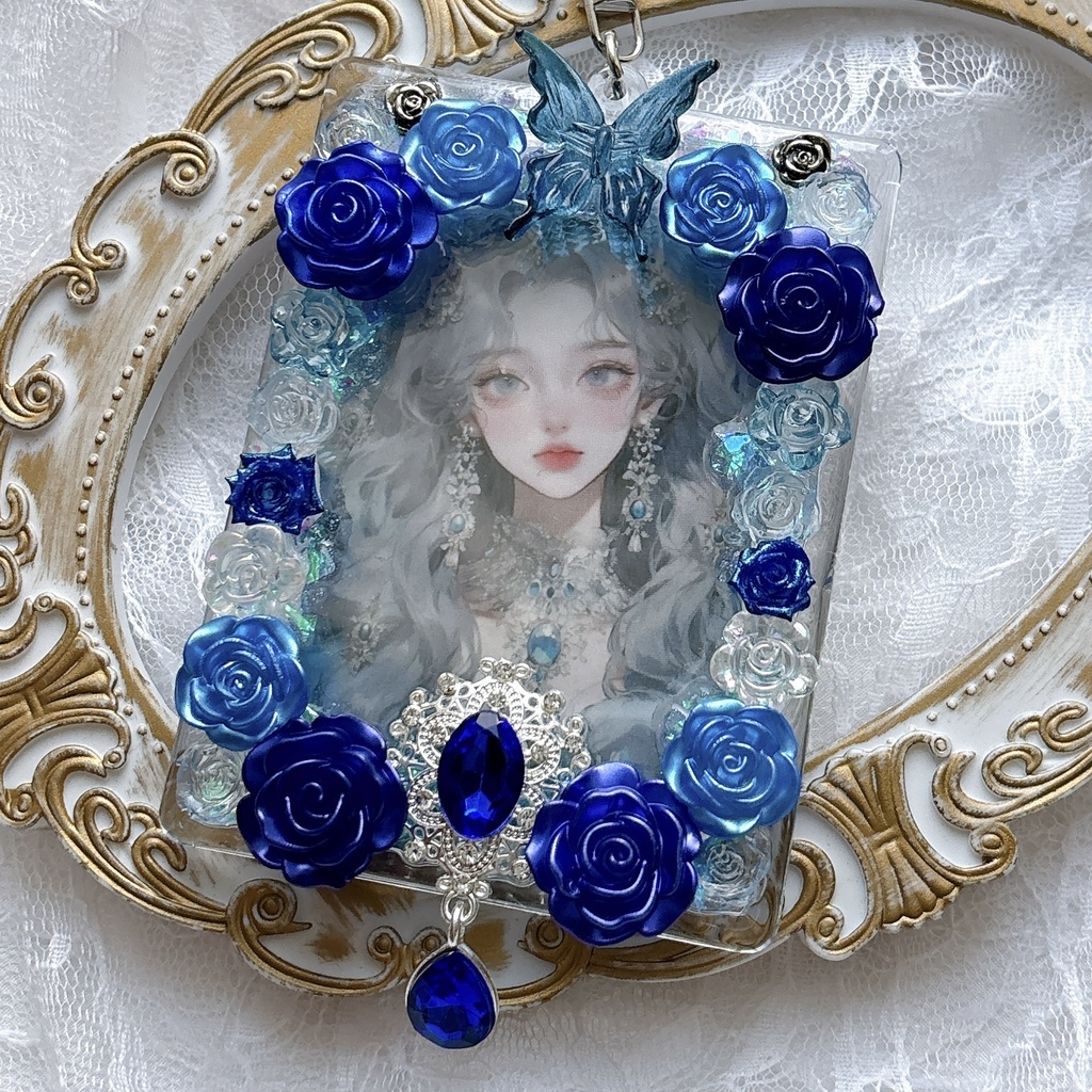 送料込み! 硬質ケース トレカケースデコ ゴシック 透明感 キラキラ キーホルダー 青