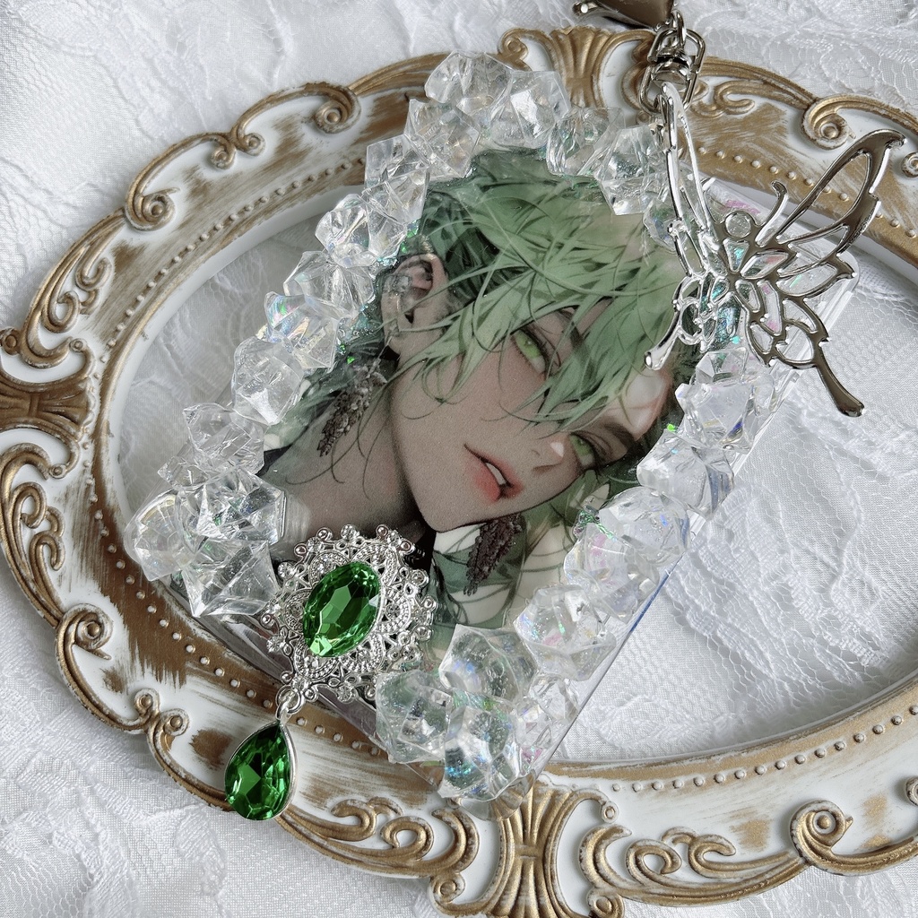 氷フレーム トレカケースデコ キラキラ 透明感 緑 キーホルダー