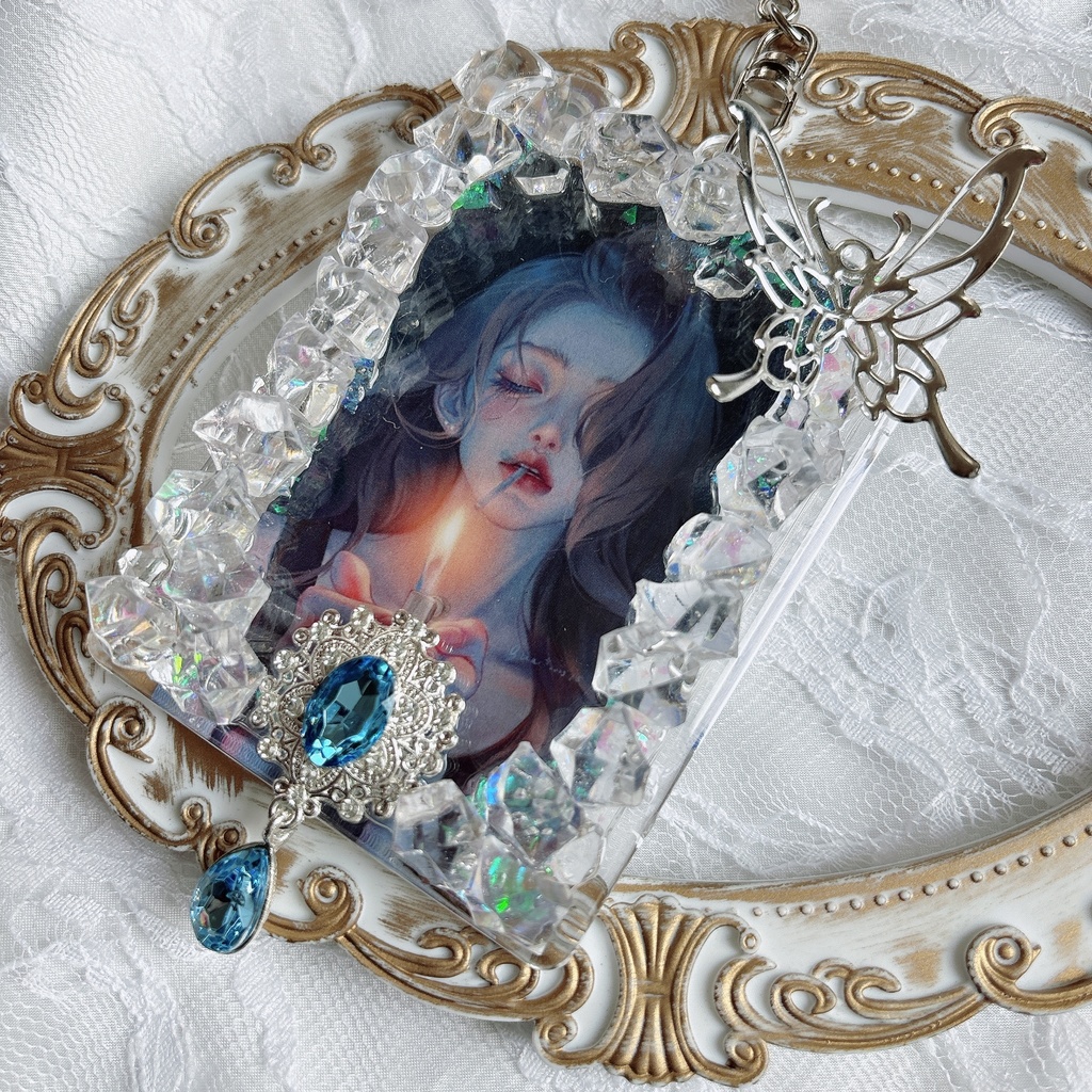 氷フレーム トレカケースデコ キラキラ 透明感 水色 青 キーホルダー