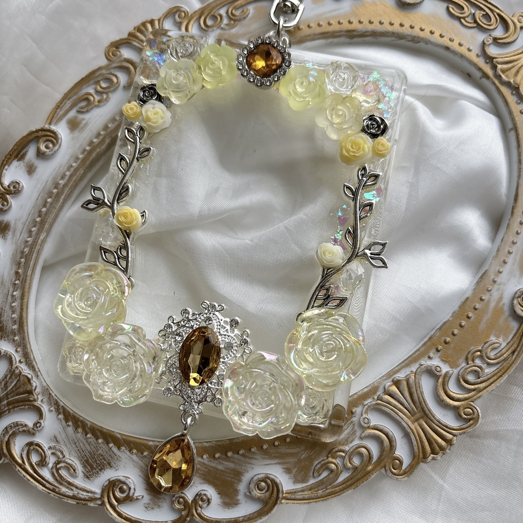 トレカケースデコ 硬質トレカケース キラキラ 透明感 キーホルダー