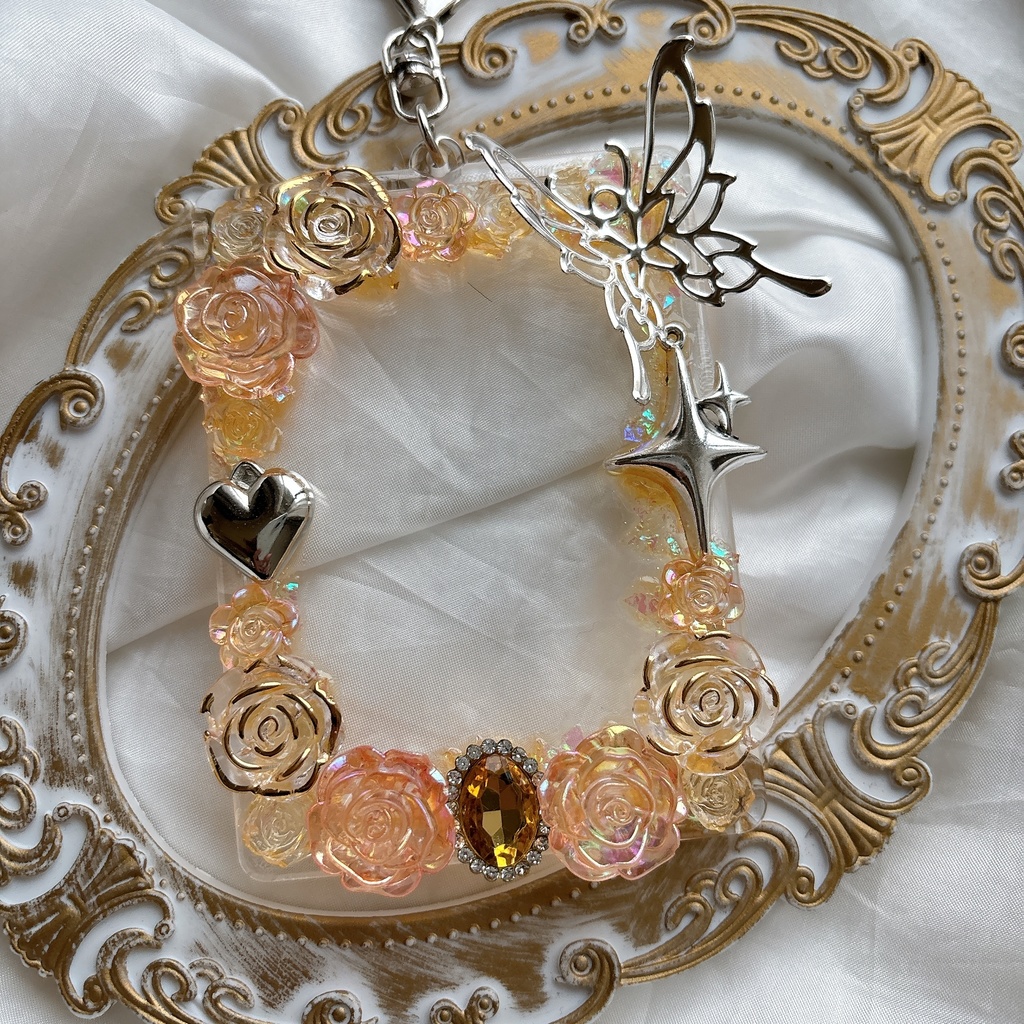 硬質ケース トレカケースデコ オレンジ ゴシック 蝶 キーホルダー