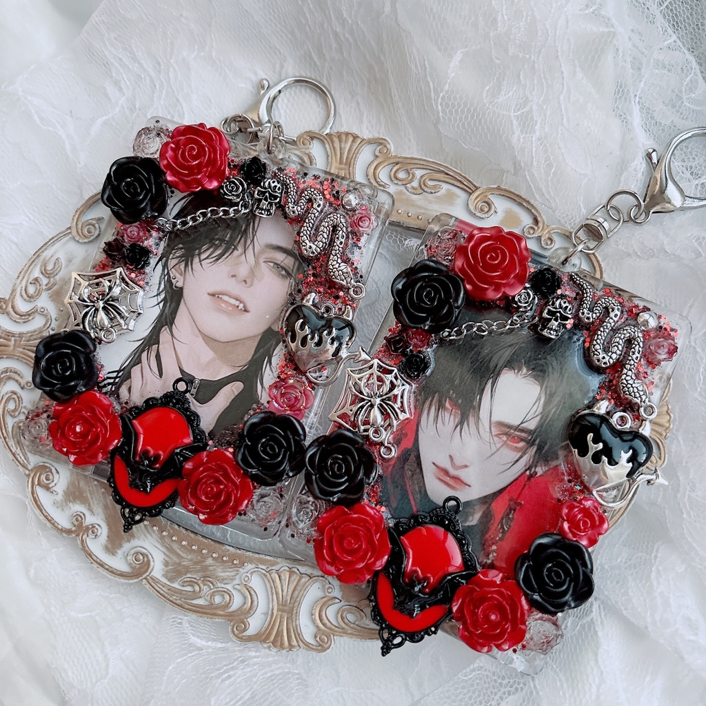 硬質ケース ゴシック ハロウィン 赤 黒 薔薇 トレカケースデコ