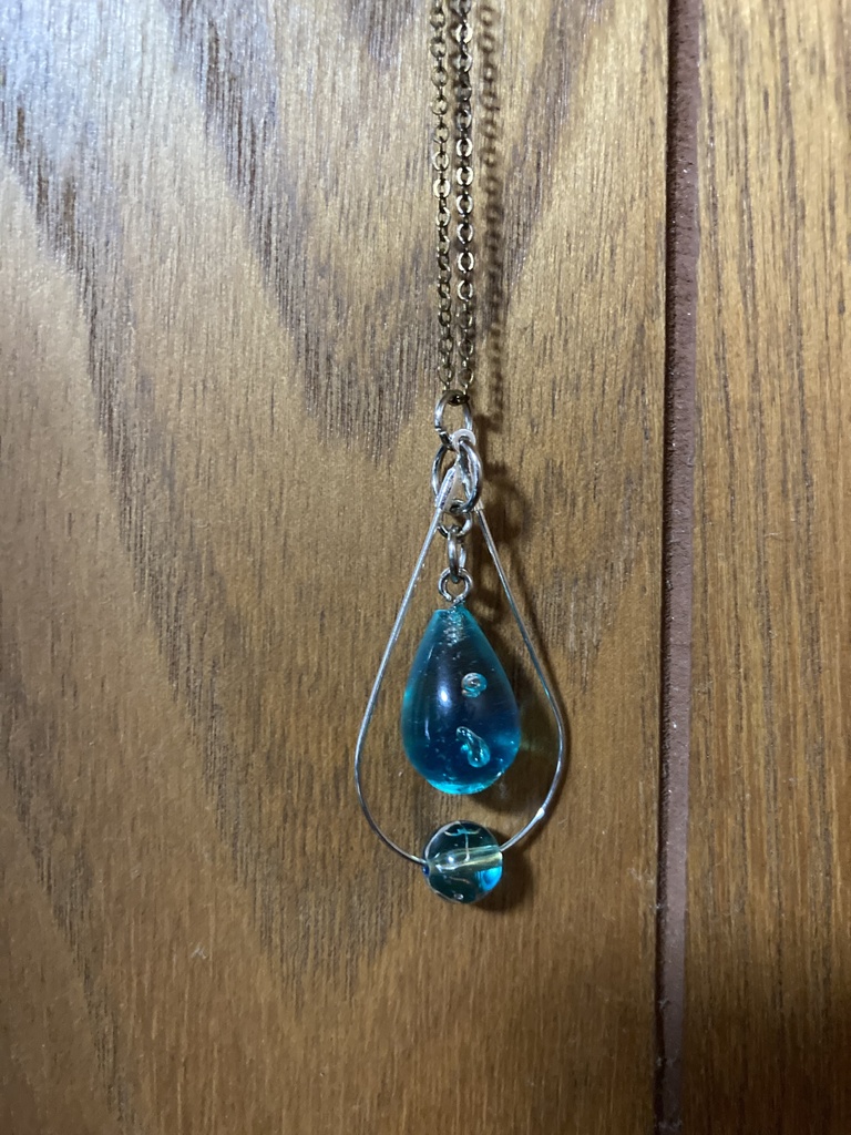 雫チャームペンダント