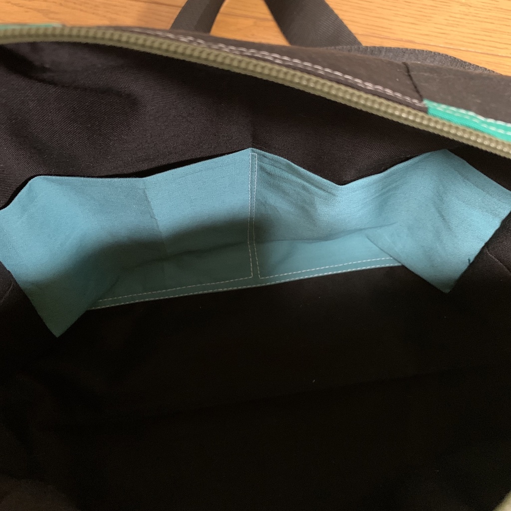 ボックスショルダーバッグ(炭治郎イメージ)