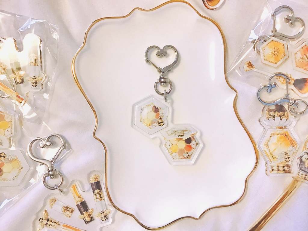 【¥600→¥500】アクキー/ ハニー・ビーの魔法使いのコスメ