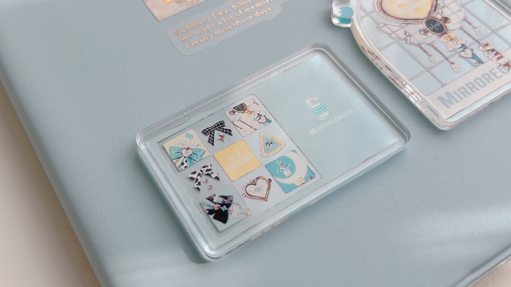 キュートなワンドのアクリルステッカー