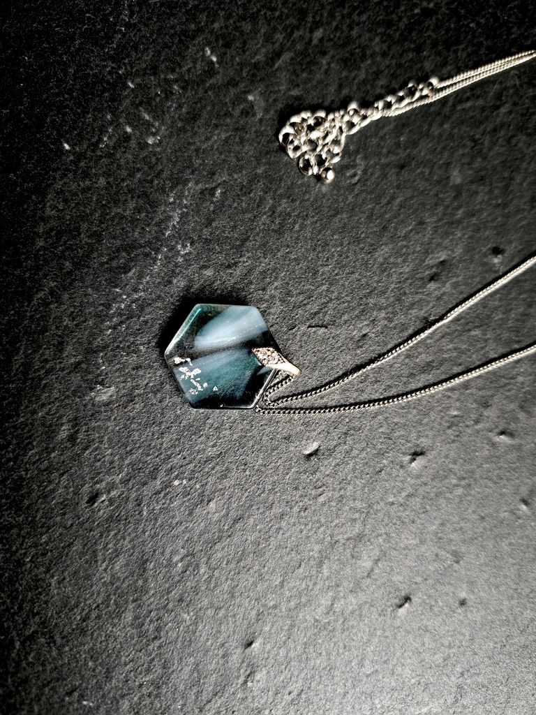 【じゅ】五モチーフネックレス