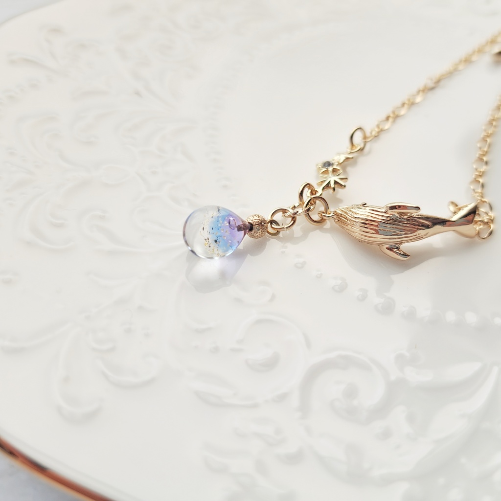 【オリジナル】星呑みのくじら(2色)