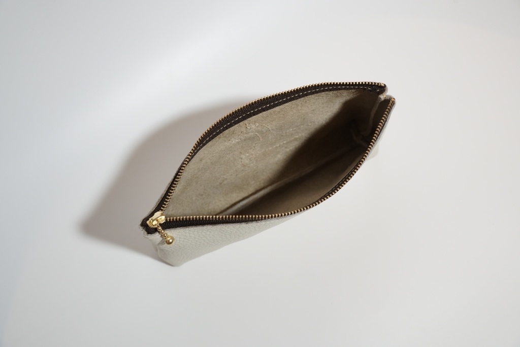 おうまのポーチ