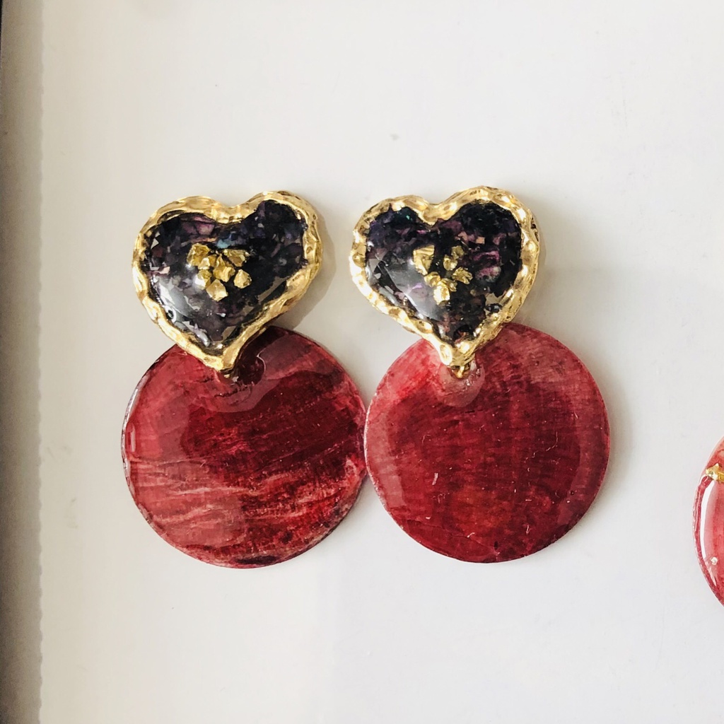 ピアス