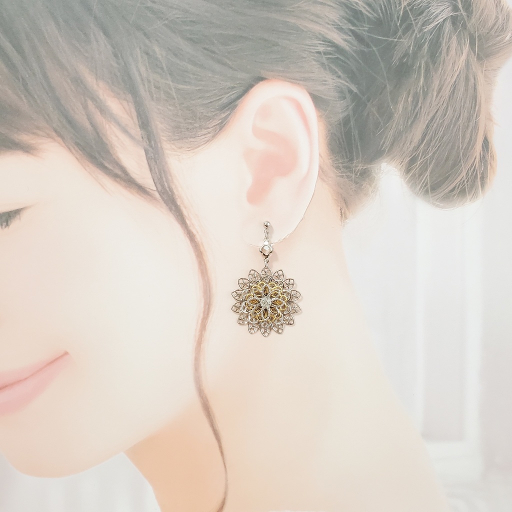 【12月末頒布終了】「美少女戦士セーラームーン」銀水晶の耳飾り