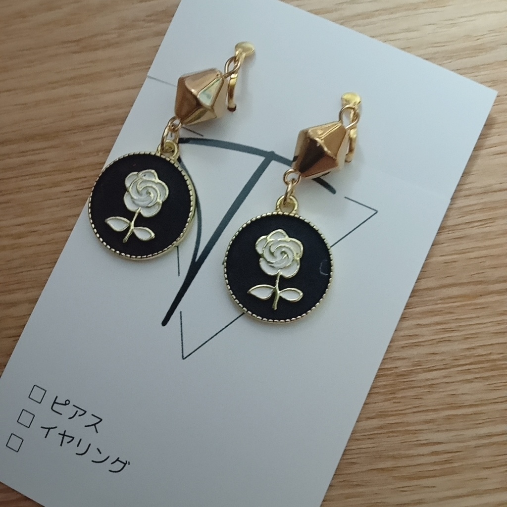 叶 イメージピアス、イヤリング