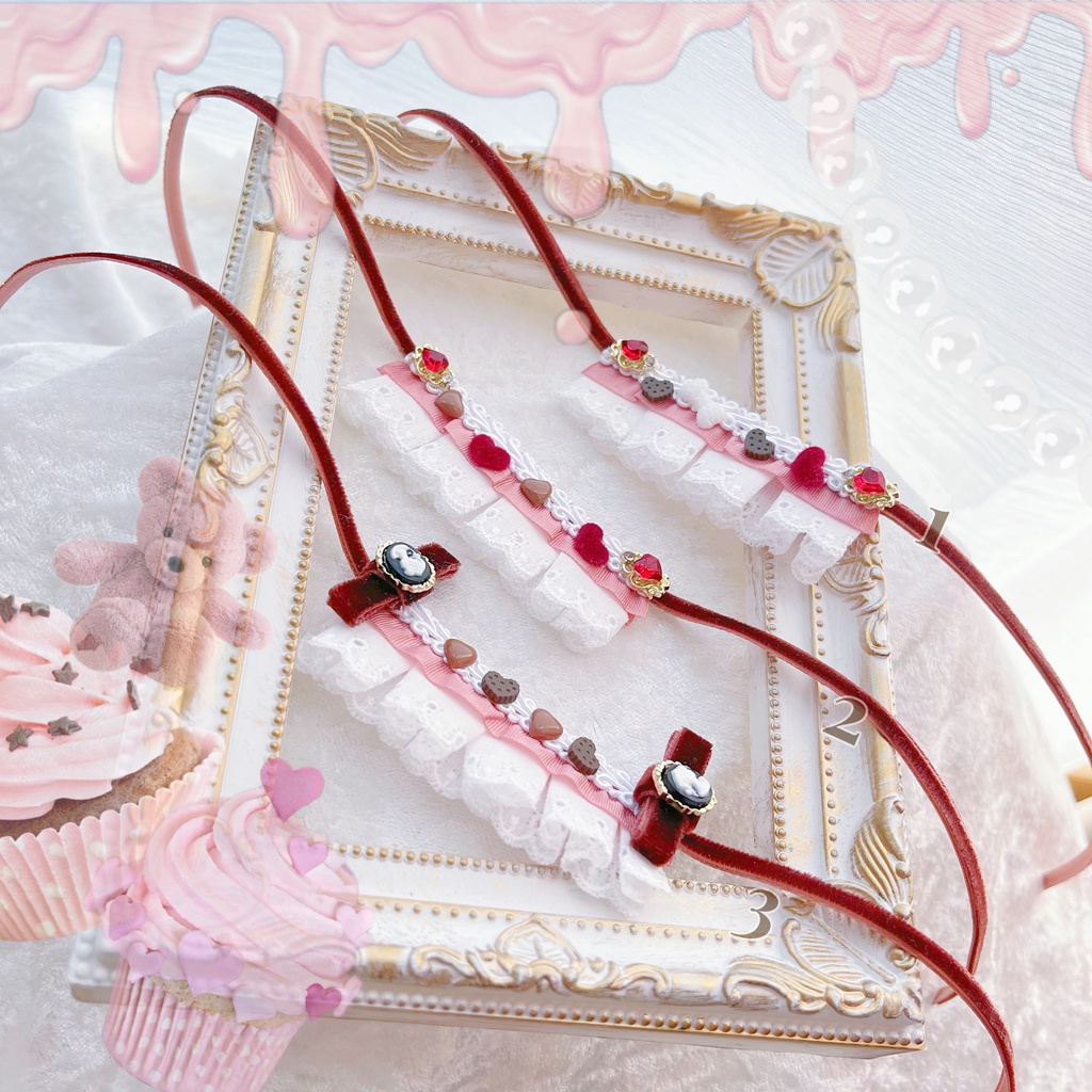 𝕤𝕥𝕣𝕒𝕨𝕓𝕖𝕣𝕣𝕪 𝕨𝕙𝕚𝕡𝕡𝕖𝕕 𝕔𝕣𝕖𝕒𝕞 𝕂𝕠𝕞𝕠𝕔𝕙𝕚 𝕧𝕖𝕣.*short