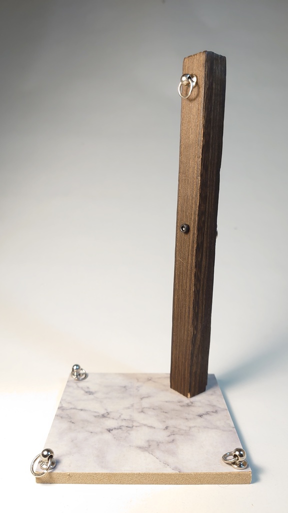 1/12 拘束ヴィネットC(拘束柱・大理石風)