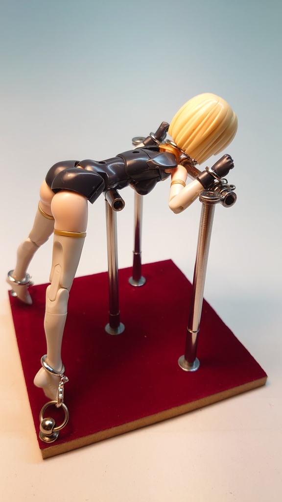 1/12 拘束台