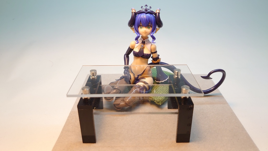 1/12 ガラス風テーブル