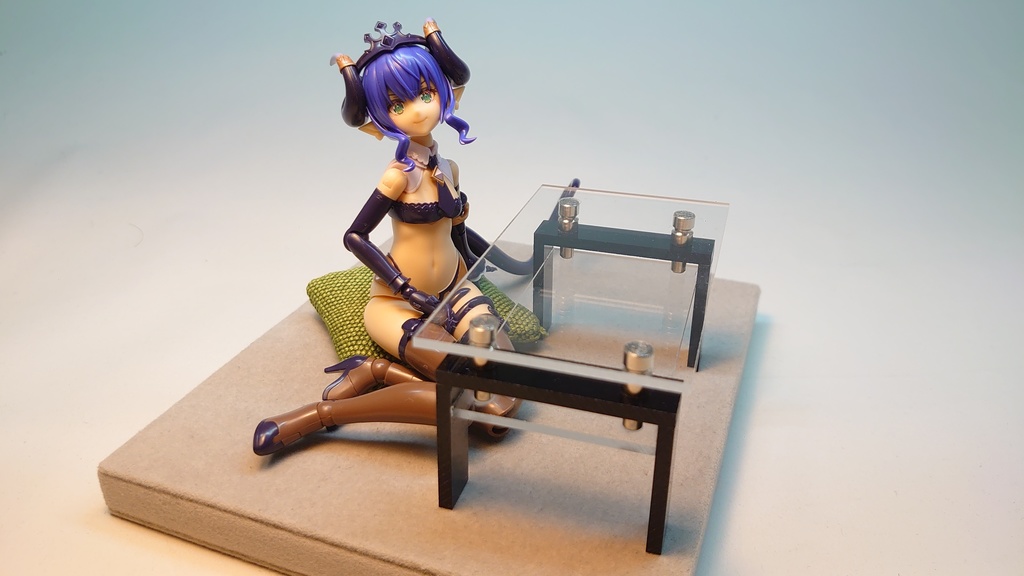 1/12 ガラス風テーブル