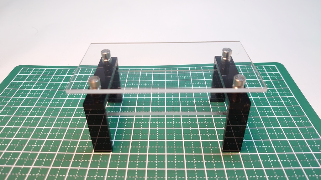 1/12 ガラス風テーブル