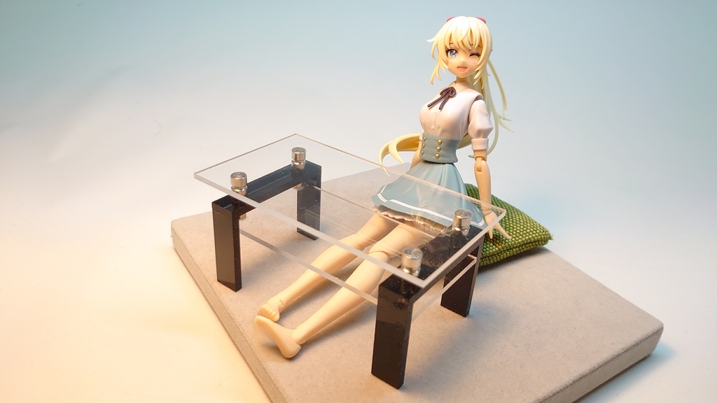 1/12 ガラス風テーブル