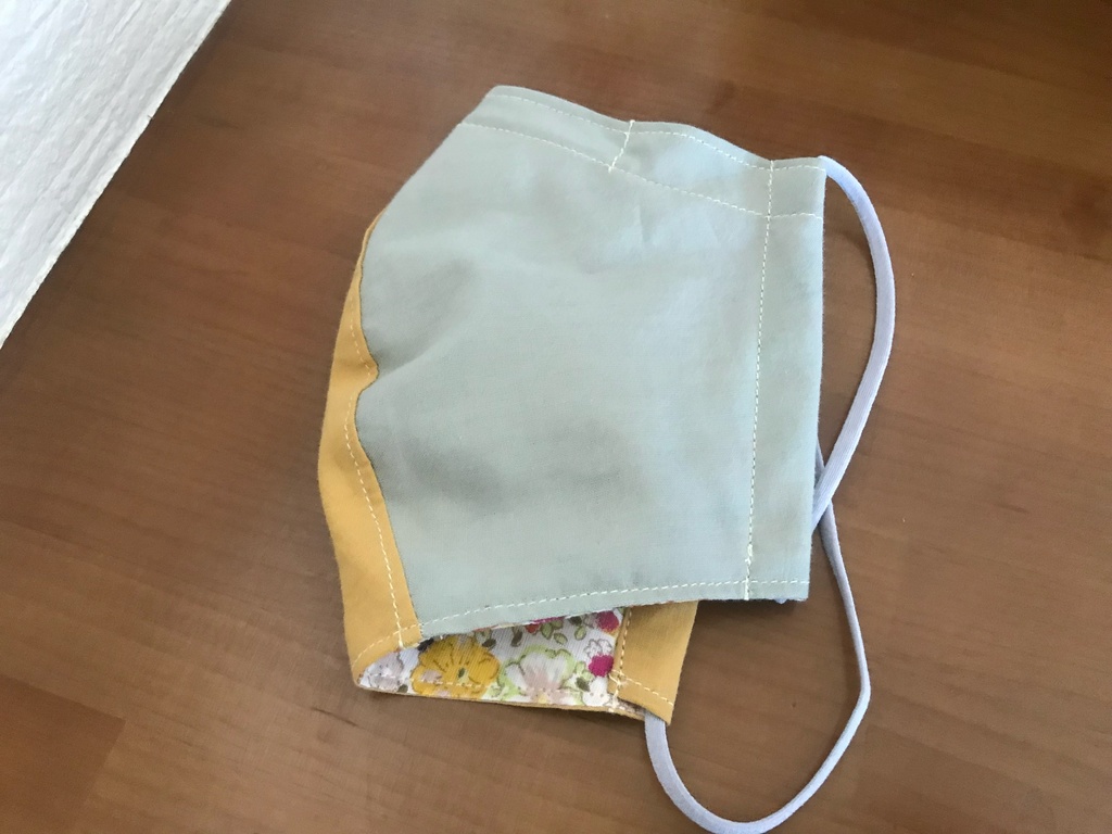 クロレトイメージ布マスク(ペールトーン)