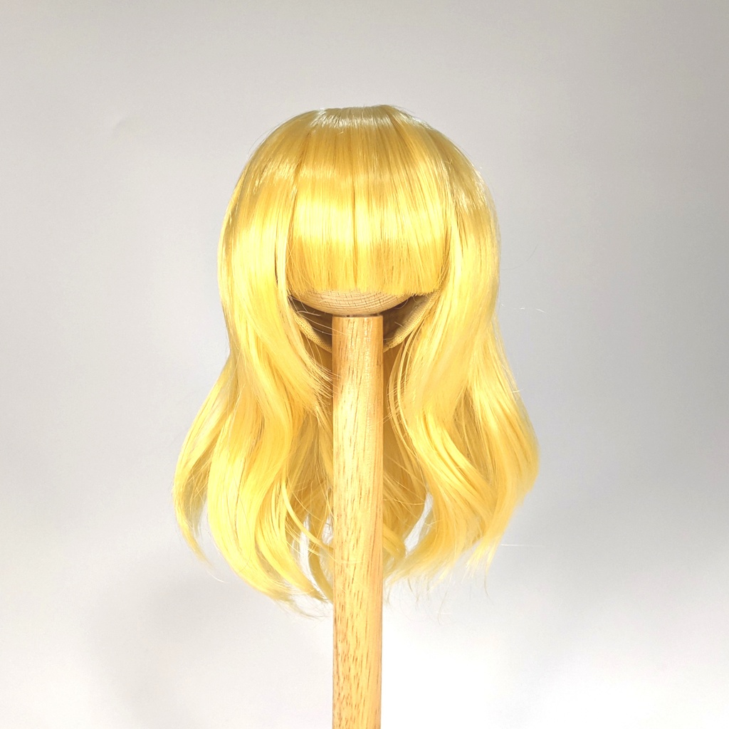 ドールウィッグ 8-9インチ ウェーブセミロング ブロンド