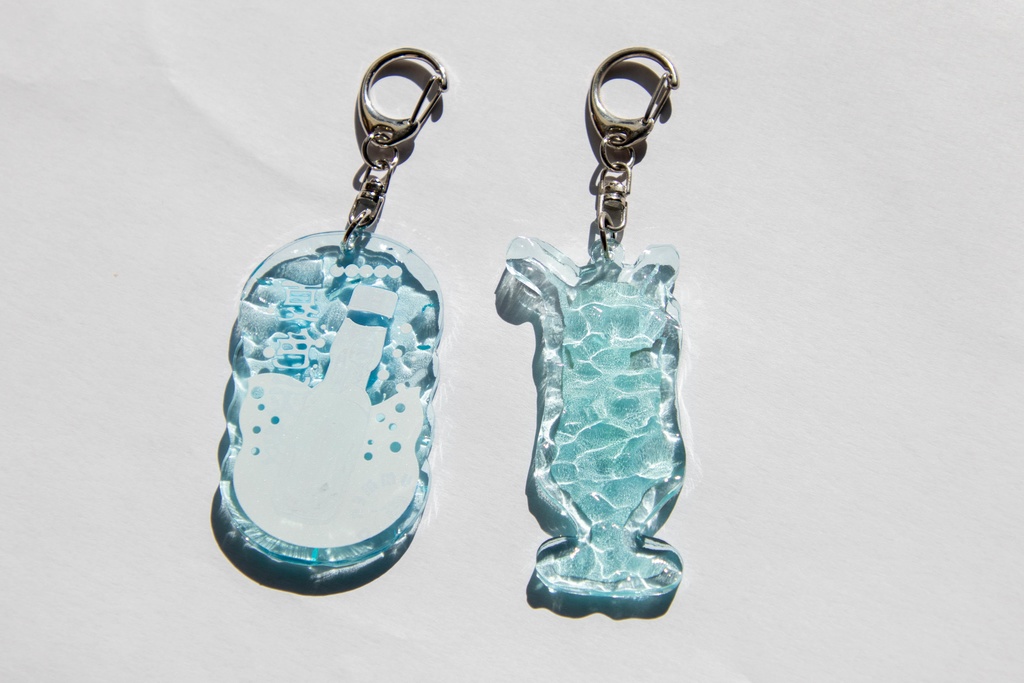 ラムネ・クリームソーダ水面アクキー