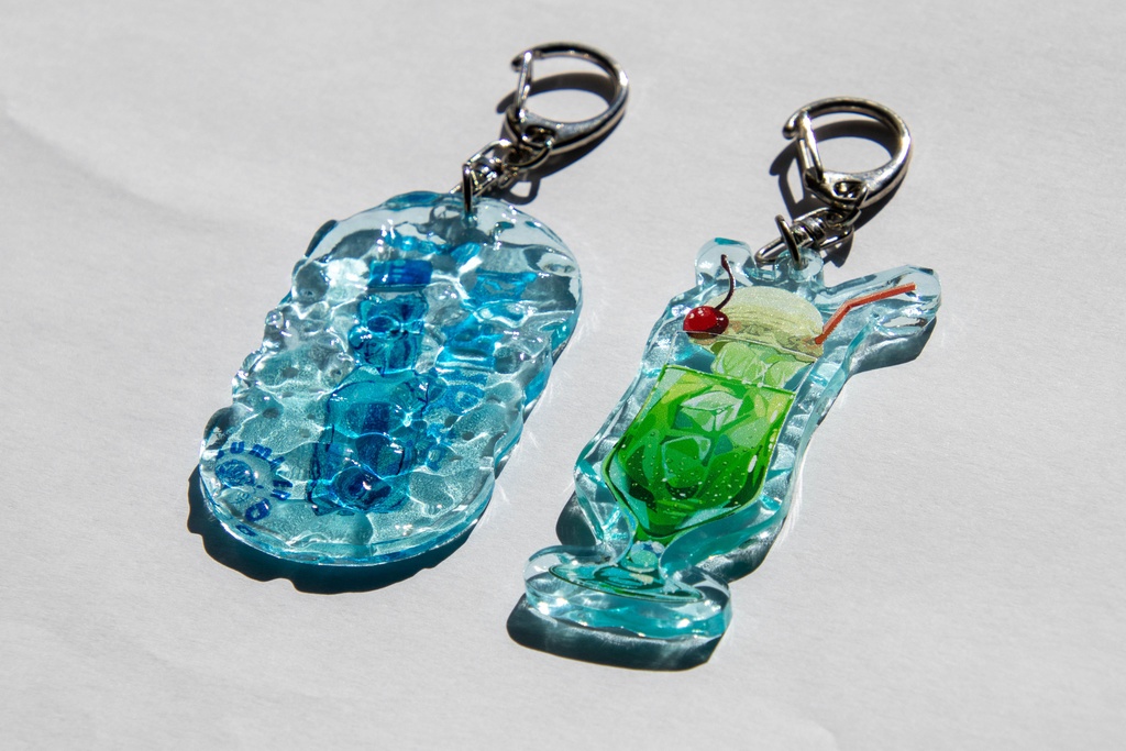 ラムネ・クリームソーダ水面アクキー