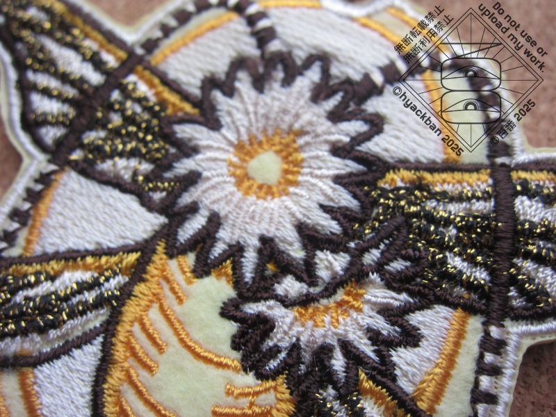 花虫刺繍キーホルダー【フチあり】