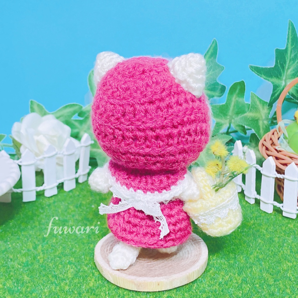 11/19(土)21時から販売🐱赤頭巾ケープを着た白猫ちゃん