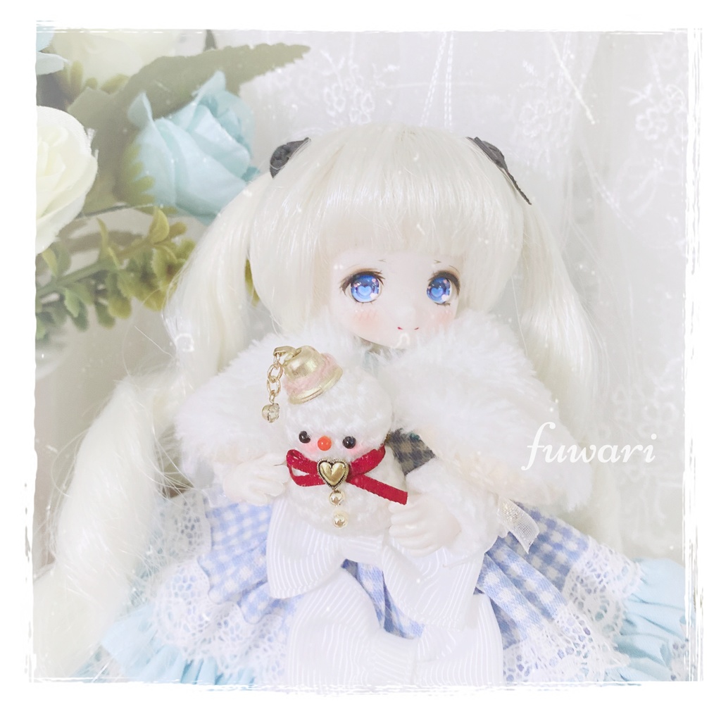 【12/10(土曜日)21時販売開始】⛄️抱っこ雪だるまさんのあみぐるみ(小さなお人形さん抱っこサイズ)