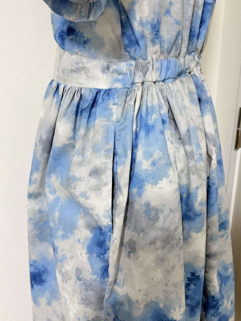 前開きワンピース