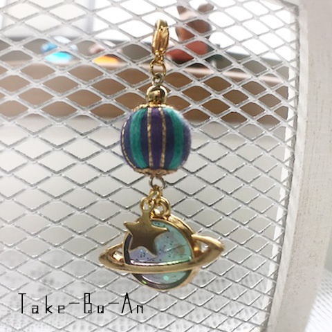 透き通る青い天体 ファスナーチャーム