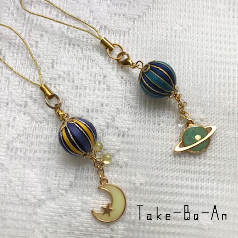 月と土星のストラップ