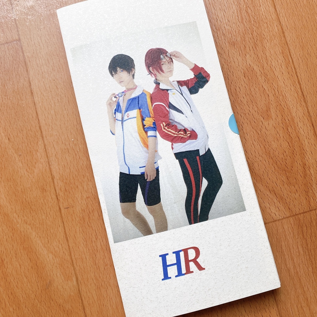 「HR」