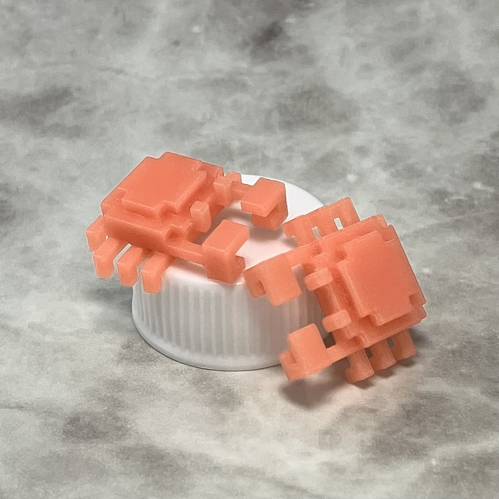 【蓄光】小さな3Dドットのカニさんフィギュア(ソーダカラー)