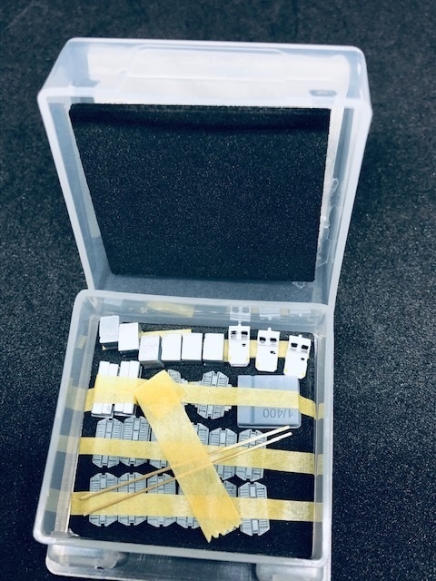 1/400 GSEシリーズ No.2 カーゴトラクター&ドーリーセット(塗装済み完成品)Cargo Tractor & Dolly Set(Painted finished product kit)