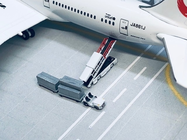 1/400 GSEシリーズ No.3 ベルトローダーセット(塗装済み完成品)Belt Loader Set(Painted finished product kit)