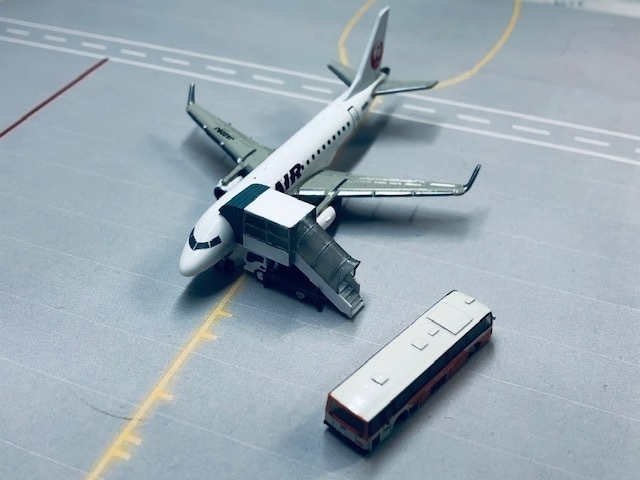 1/400 GSEシリーズ No.6 パッセンジャーステップ(小型機用)