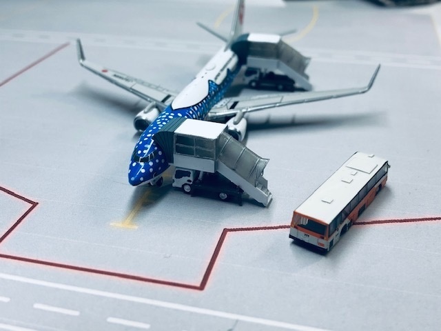 1/400 GSEシリーズ No.6 パッセンジャーステップ(小型機用)