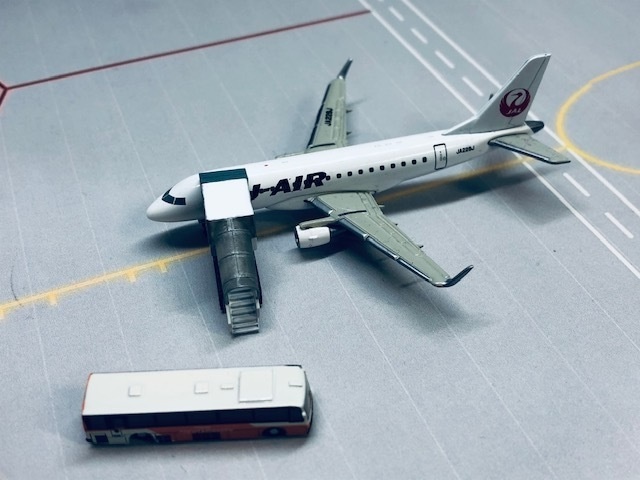 1/400 GSEシリーズ No.6 パッセンジャーステップ(小型機用)