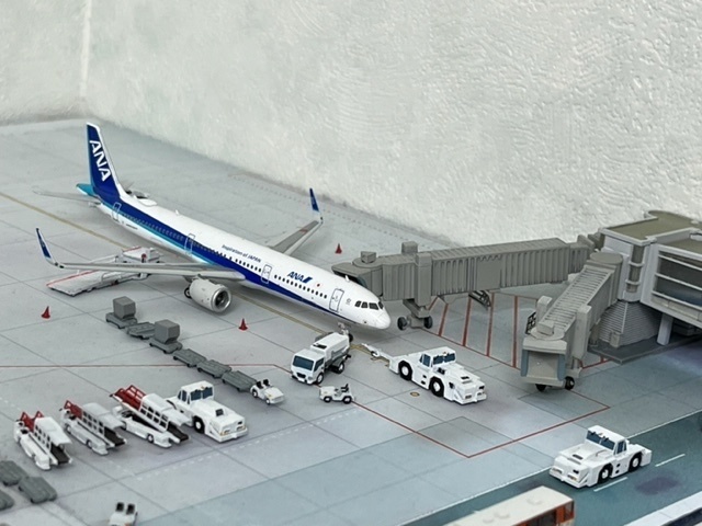 日本代理店正規品 空港ジオラマ ターミナルビル 1/400 Gemini