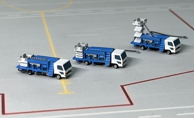 1/400 GSEシリーズ No.12 ハイドラントサービサーセット(塗装済み完成品)Refuling Car set(Painted finished product kit)