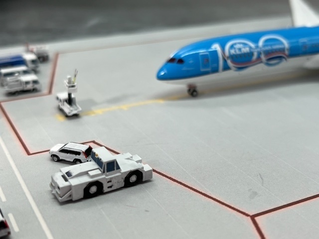 1/400 GSEシリーズ No.14 マーシャラーカーセット(塗装済み完成品)Marshaller car set(Painted finished product kit)