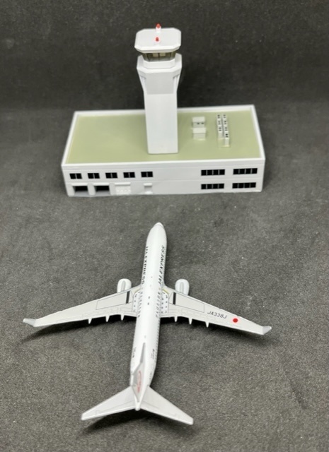 1/400 空港情景シリーズ4 地方空港管制塔&航空局庁舎ビル