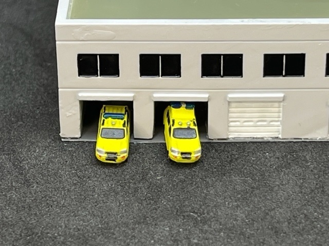 1/400 空港情景シリーズ4 地方空港管制塔&航空局庁舎ビル