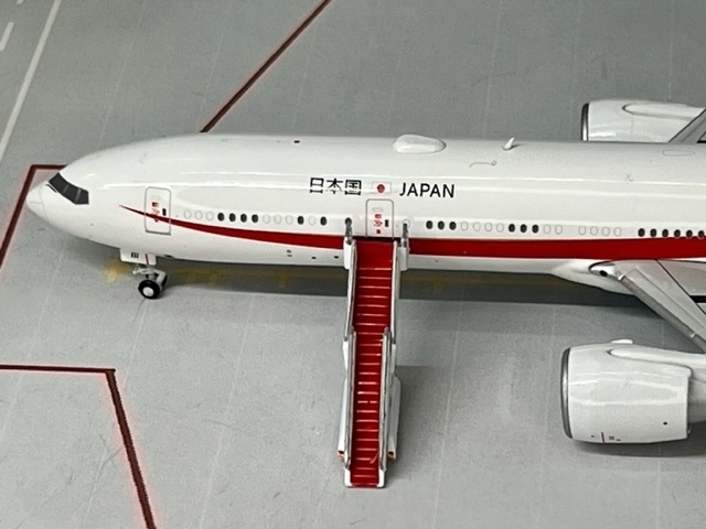 1/400 GSEシリーズ No.21 VIP用パッセンジャーステップセット(塗装済み完成品)